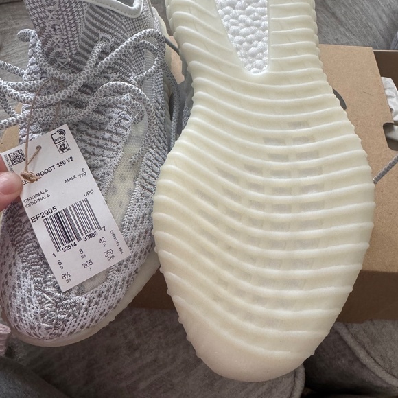 Yeezy Boast 8.5 *New*